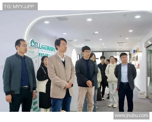 重庆篮球队意识提升之路：从团队协作到战术创新的全面探讨